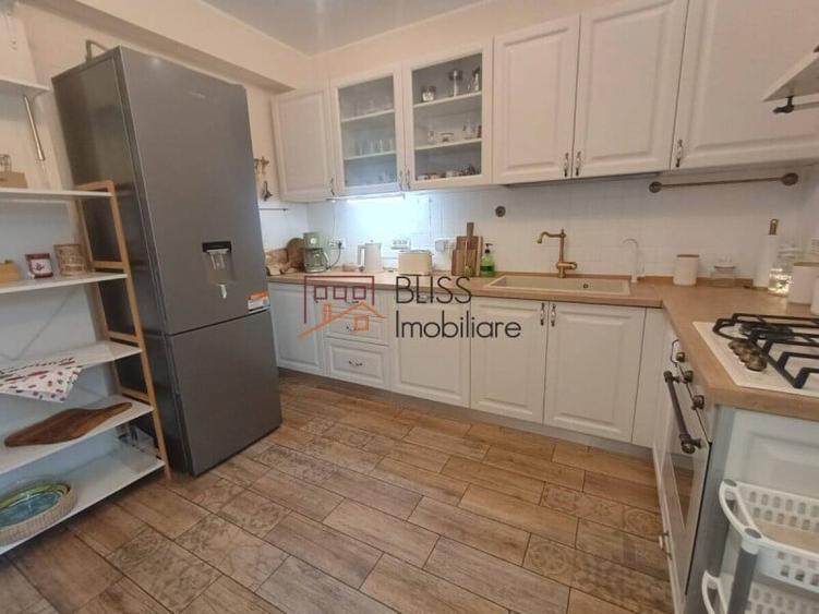 Casă cu 5 camere cu Garaj în Pipera