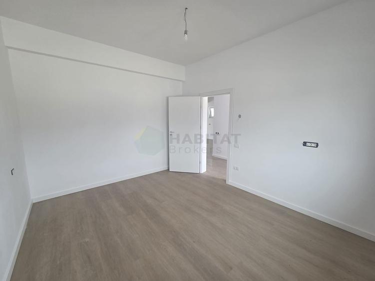 Casă individuală cu 4 camere cu Canalizare în Tunari