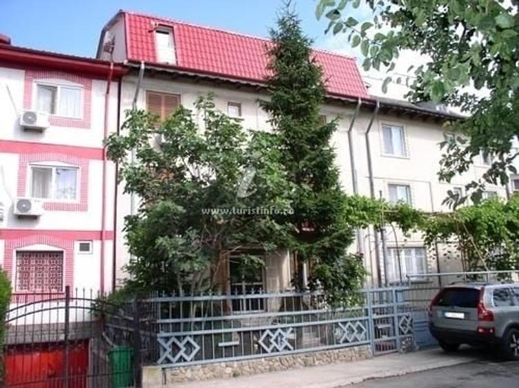Casă cu 4 camere în Nord