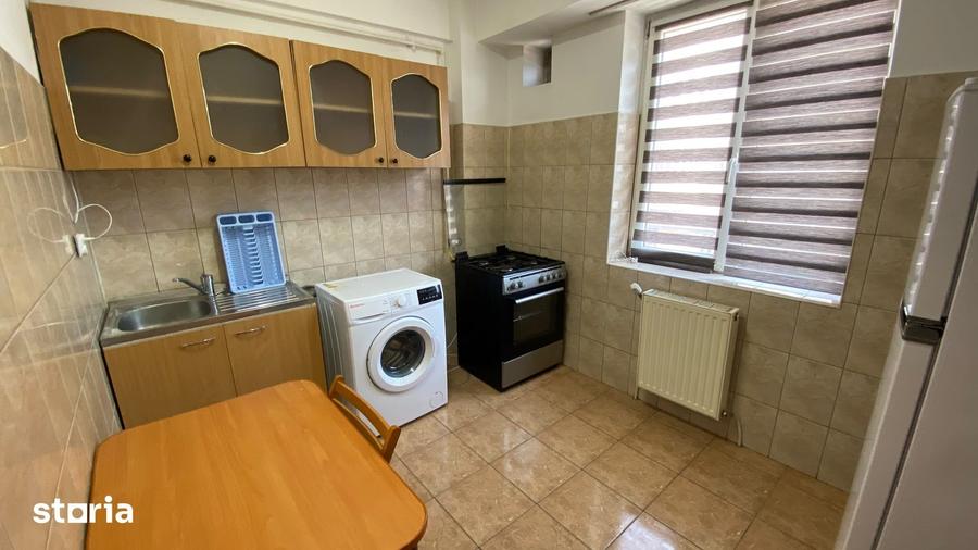 Garsonieră decomandată în Între Lacuri