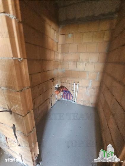 Apartament cu 3 camere decomandat în Prelungirea Ghencea