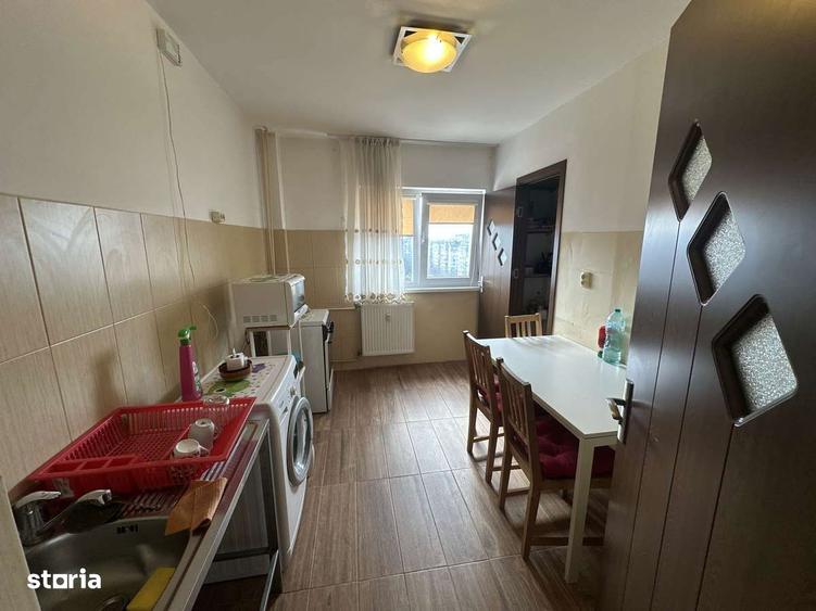 Apartament cu 2 camere decomandat, mobilat în Valea Ialomiței