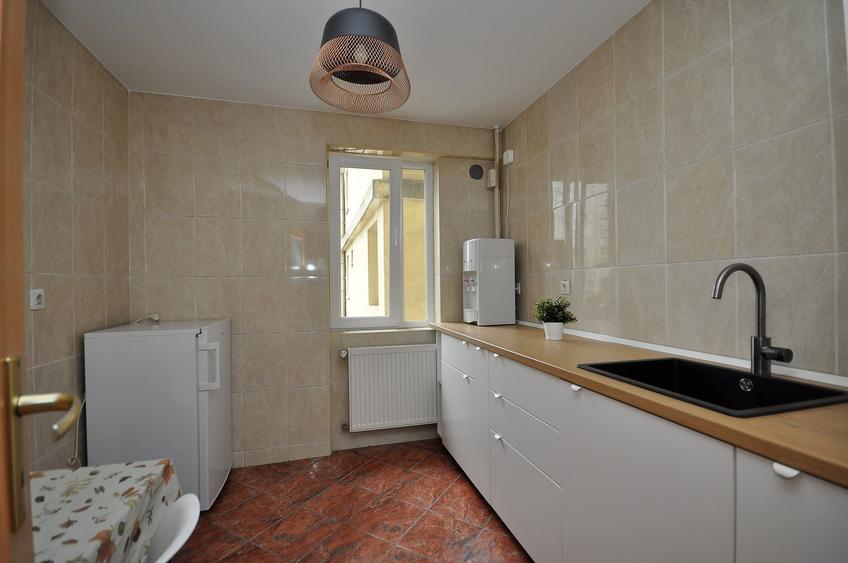 Apartament cu 3 camere în 13 Septembrie