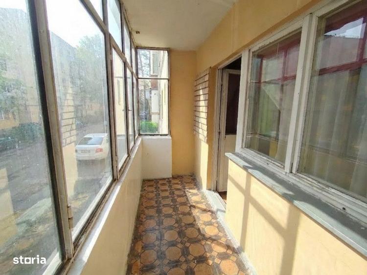 Apartament cu 2 camere semidecomandat, mobilat în Complex Studențesc