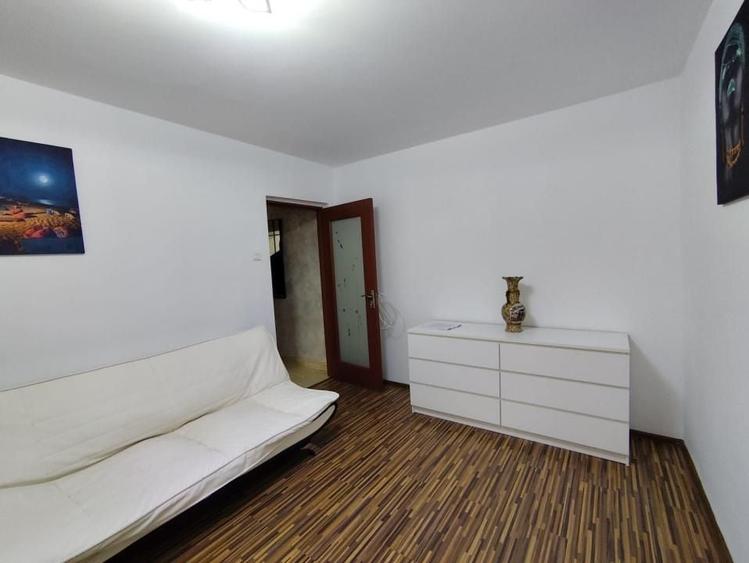 Baicoi Liliesti apartament 2 camere complet renovat, utilat si mobilat ! - 4