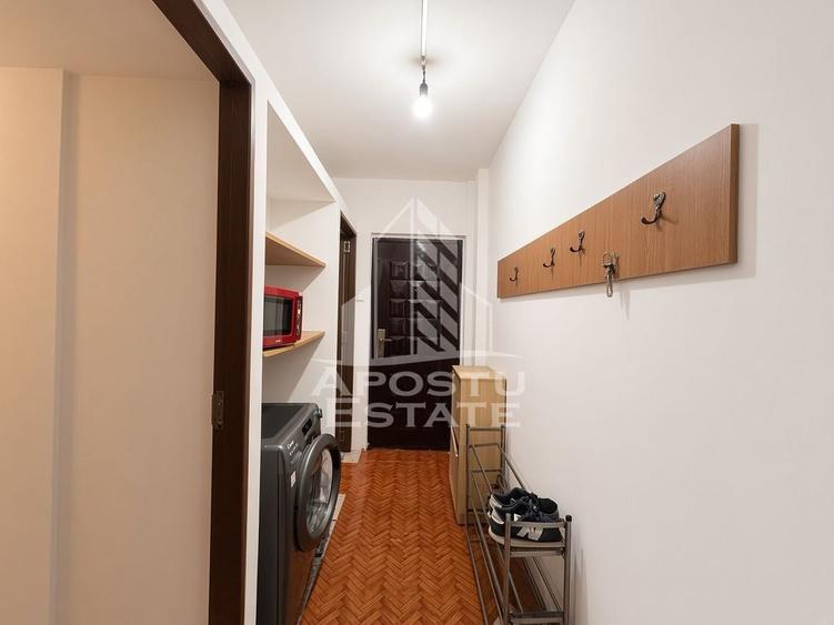 Apartament cu 2 camere nedecomandat, mobilat în Dacia