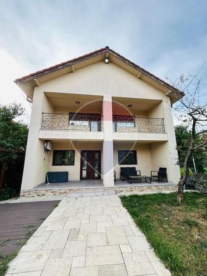 Casă individuală cu 5 camere cu Teren 390 Mp în Bariera Vâlcii