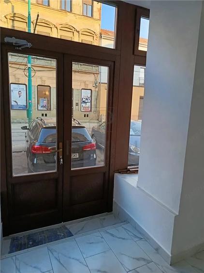 Spațiu comercial, de 50 mp, în Traian