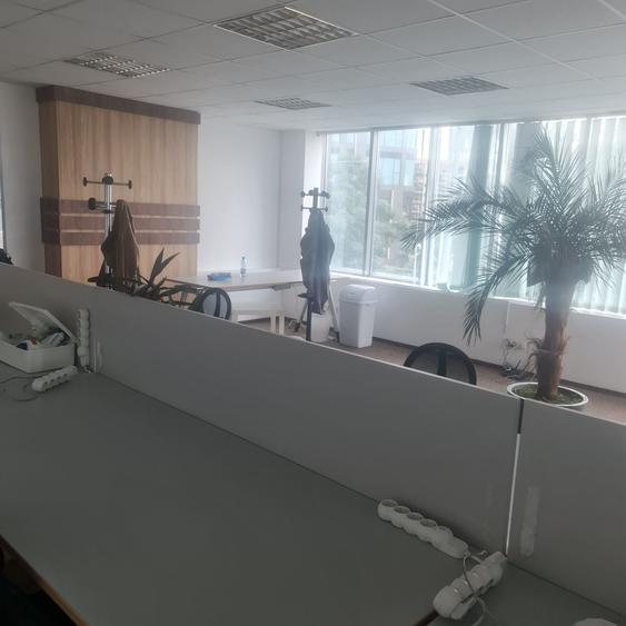 Spațiu comercial, de 225 mp, în Central