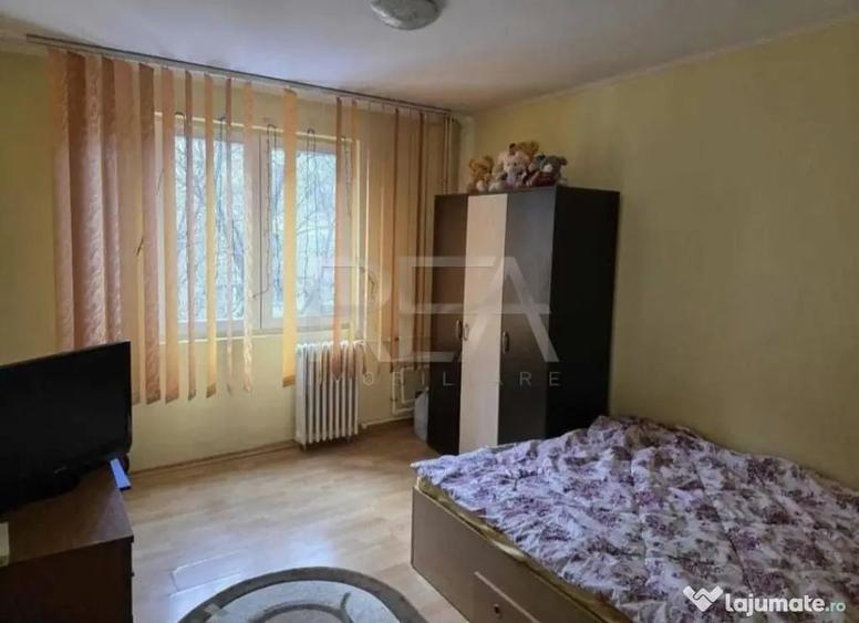 Apartament cu 3 camere semidecomandat în Crângași