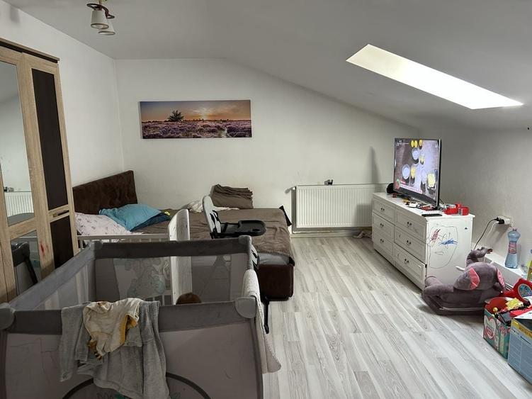 Casă cu 3 camere în Central