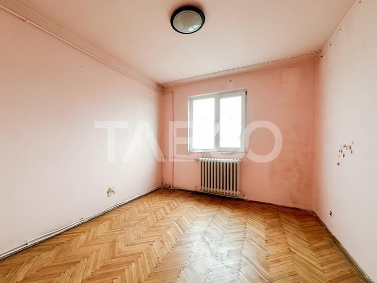 Apartament cu 4 camere decomandat în Mănăștur