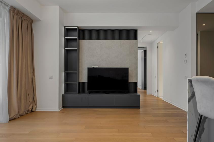 Apartament cu 3 camere semidecomandat, mobilat în Floreasca