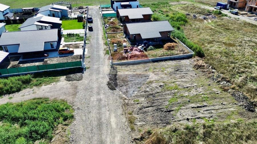 Teren Construcții intravilan de 593 mp, în Vânători