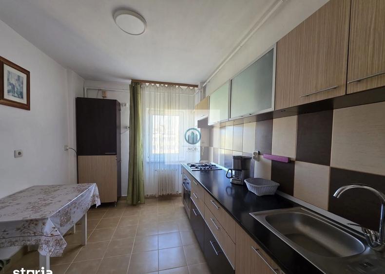 Apartament 3 camere, Decomandat, 74 mp, Deva – Bd. Decebal, Bloc 23 - 4