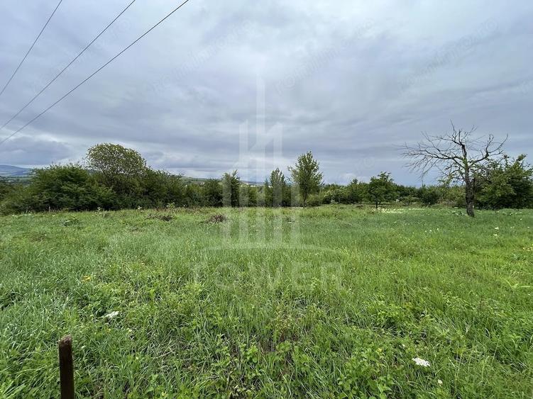 Teren de 1000 mp, în Daia