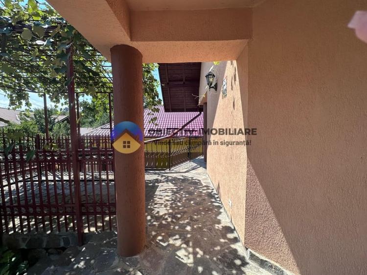 Casă cu 4 camere cu Teren 706 Mp în Alexandru cel Bun