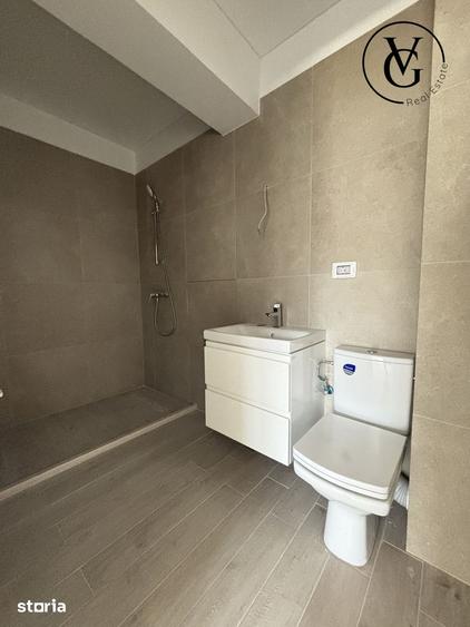 Apartament cu 3 camere semidecomandat în Nord