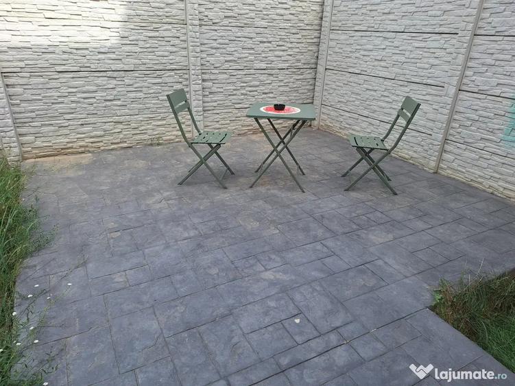 Casă cu 3 camere cu Teren 185 Mp în Central