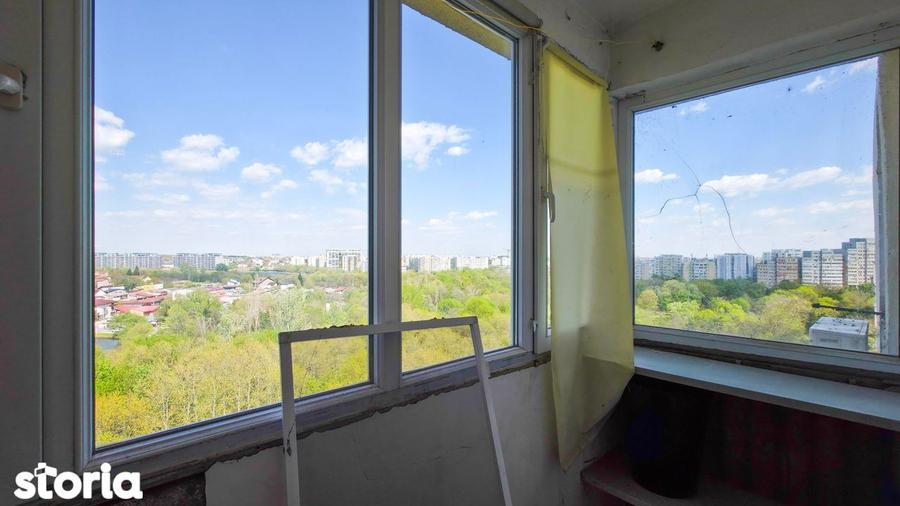 Apartament cu 4 camere în Tei