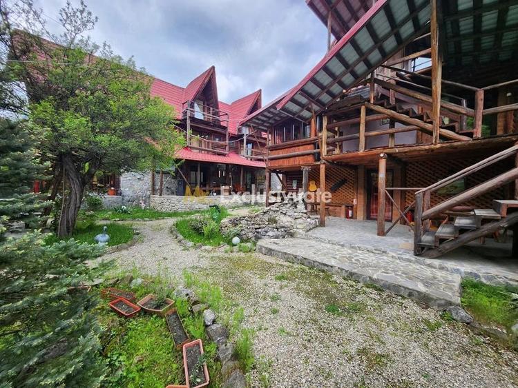 Spațiu comercial, de 290 mp, în Pucheni