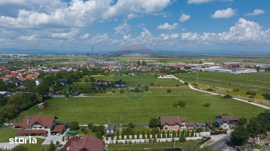 Teren de 547 mp, în Central