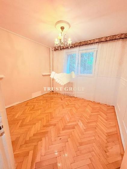 Apartament cu 2 camere decomandat în Polonă