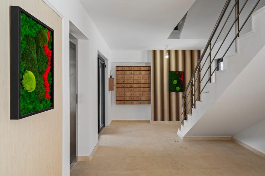 Penthouse cu 3 camere decomandat în Prelungirea Ghencea