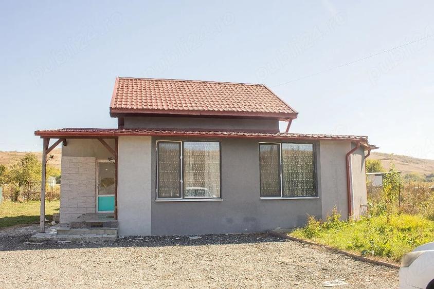 Casă cu Teren 1035 Mp în Căianu