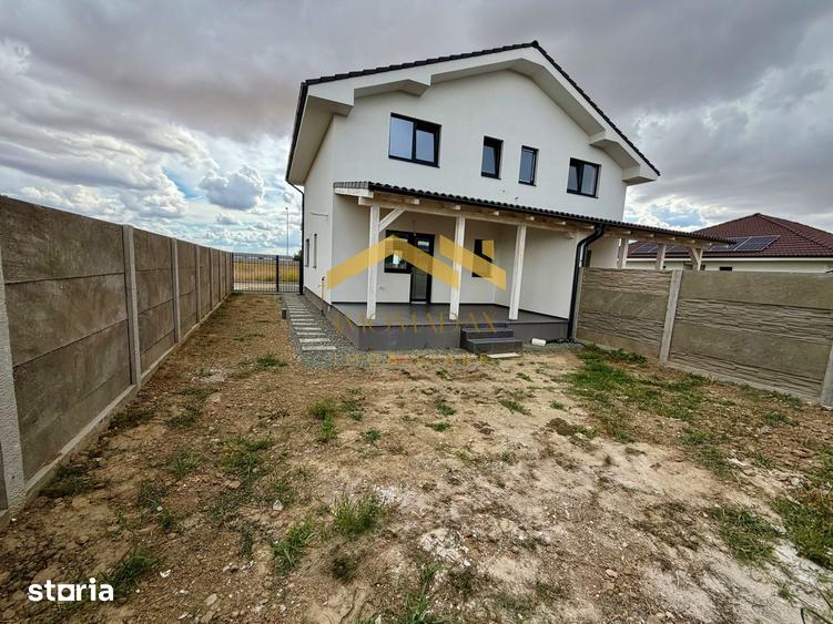 Casă cu 3 camere cu Teren 210 Mp în Bucovăț