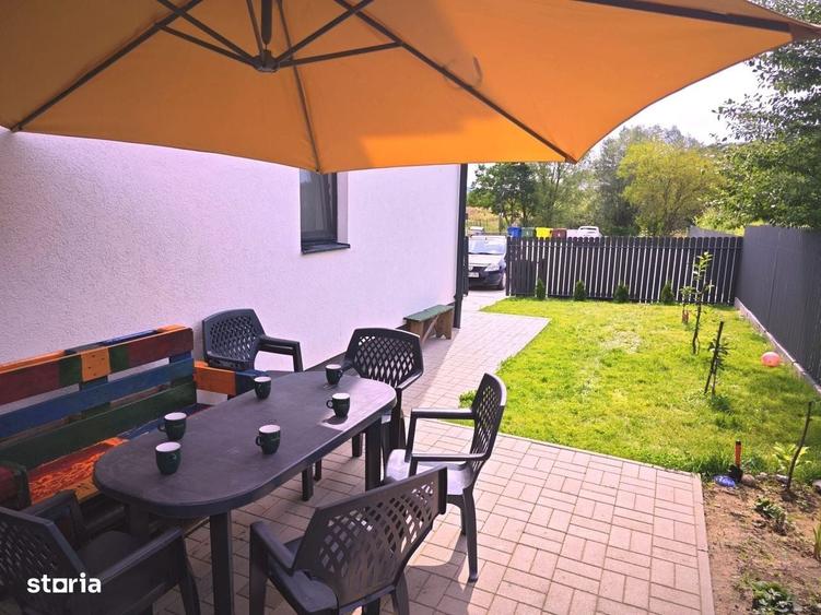 Apartament cu 2 camere decomandat în Livezeni