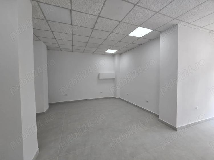 Spațiu comercial, de 52 mp, în Central