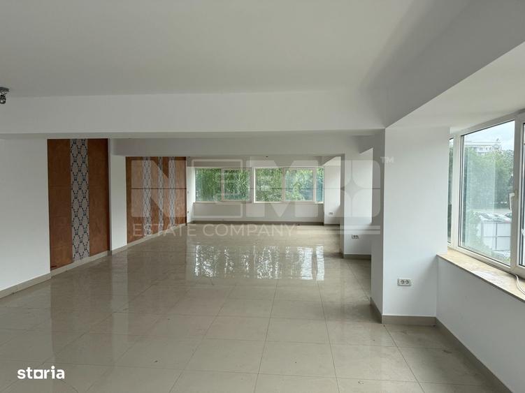 Spațiu comercial, de 120 mp, în Rădăuți
