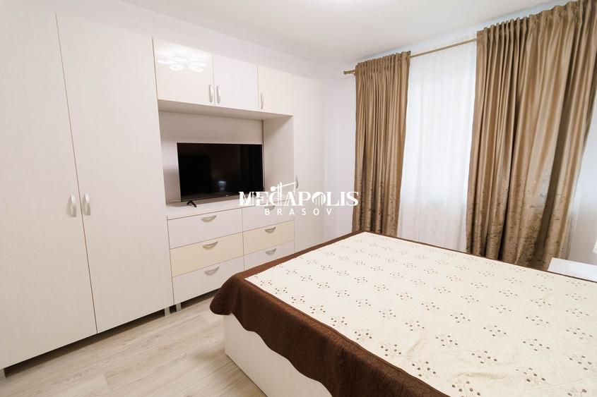 Apartament cu 3 camere în Tractorul