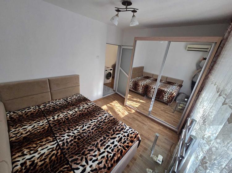Apartament cu 2 camere semidecomandat în Energiei
