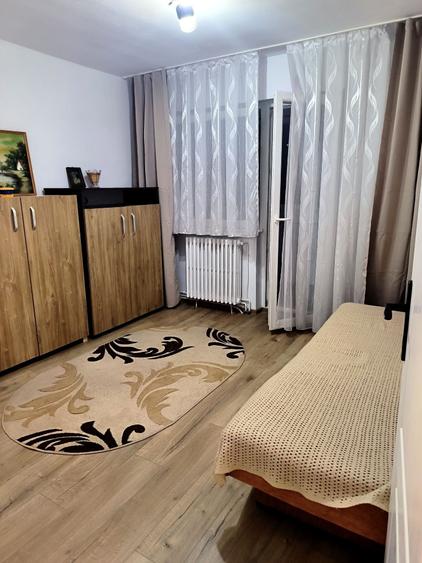 Apartament cu 2 camere decomandat în Florești