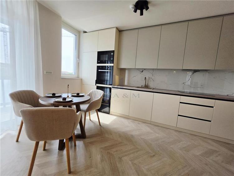 Apartament cu 2 camere decomandat, mobilat în Aradului