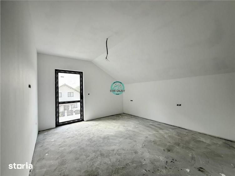 Casă cu 5 camere cu Teren 500 Mp în Corunca