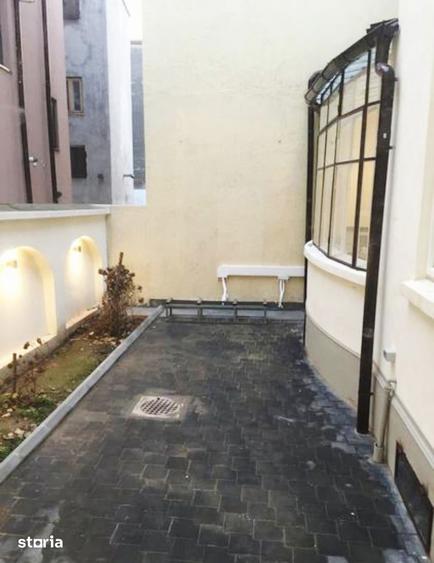 Casă cu 6 camere cu Teren 250 Mp în Unirii