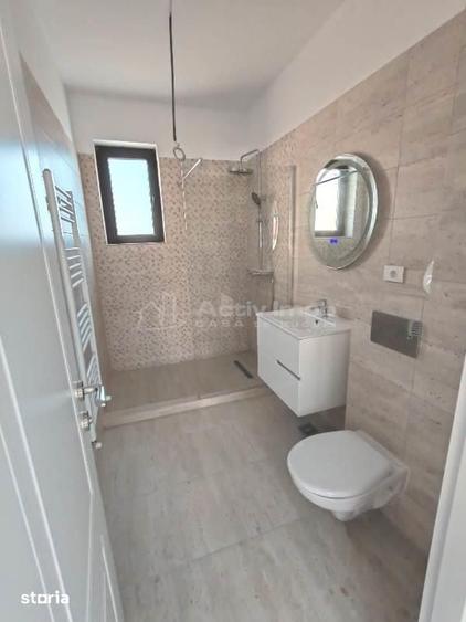 Casă cu 4 camere cu Teren 210 Mp în Central
