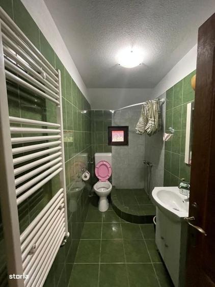 Spațiu comercial, de 200 mp, în Firiza