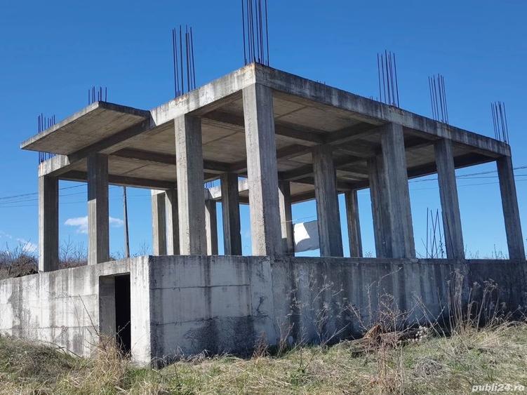 Teren de 3230 mp, în Vișani