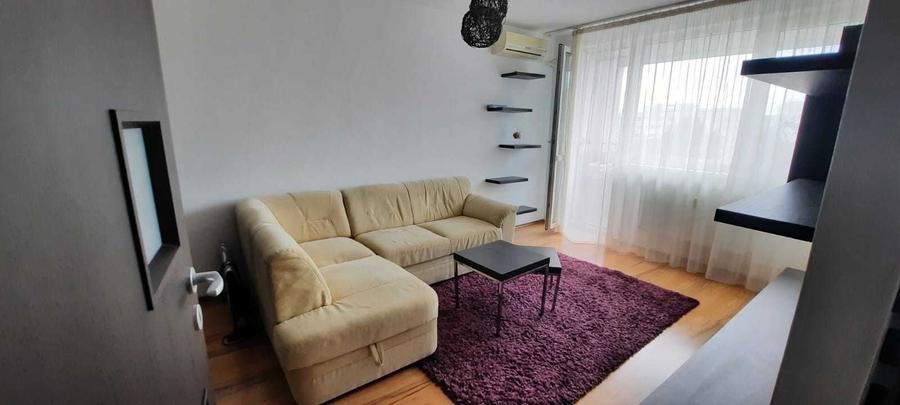 Apartament cu 2 camere decomandat în Fizicienilor