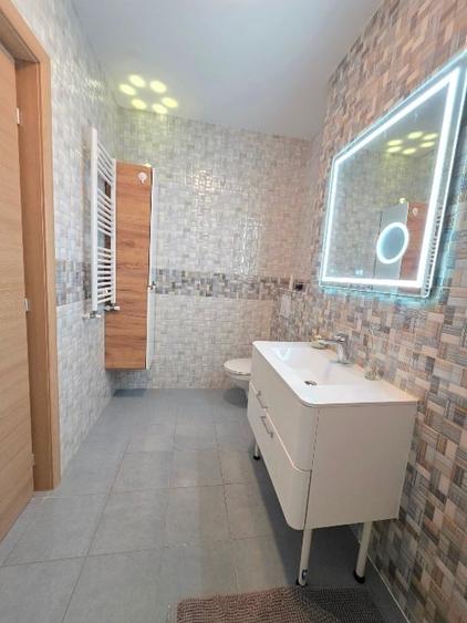 Apartament cu 3 camere decomandat, mobilat în Politehnica