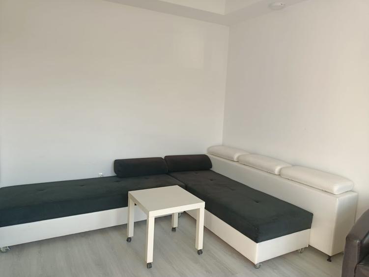 Garsonieră decomandată în Crețuleasca