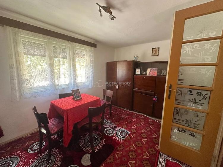 Casă cu 2 camere cu Teren 536 Mp în Central