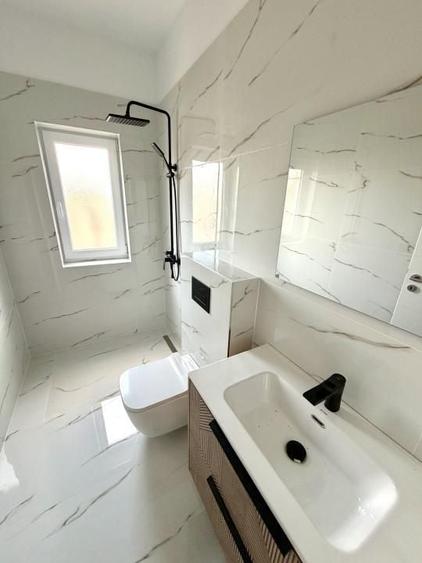 Duplex cu 5 camere cu Canalizare în Moșnița Nouă