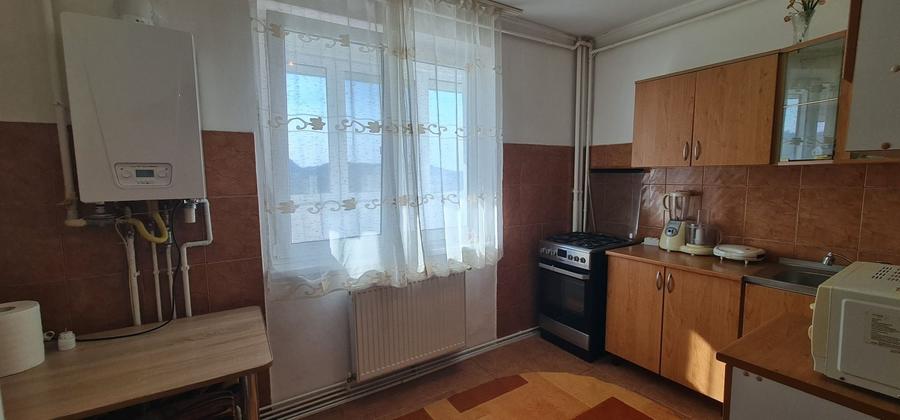 Apartament cu 2 camere semidecomandat, mobilat în Astra