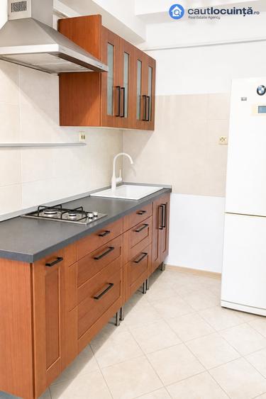 Apartament cu 2 camere în Mihai Bravu