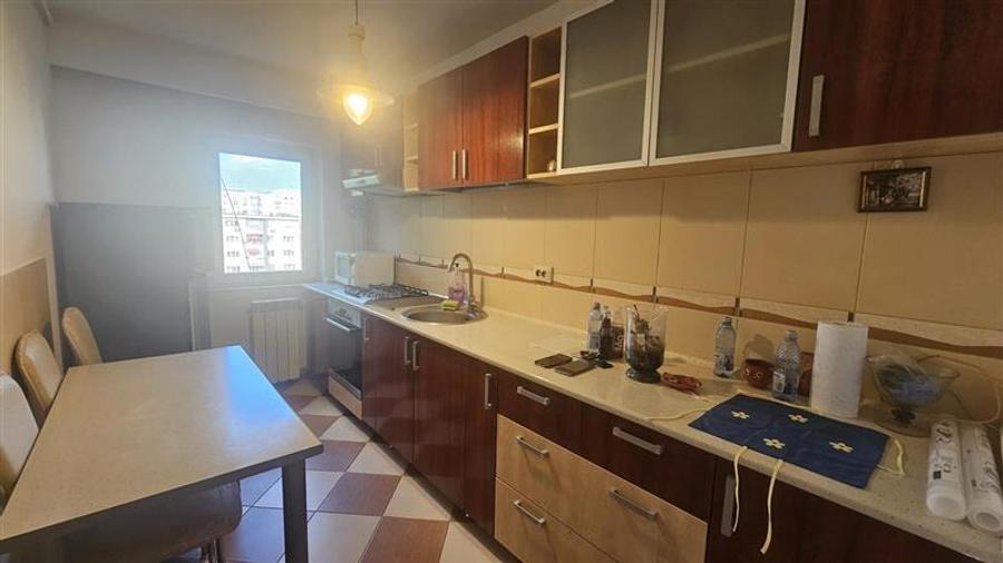 Apartament cu 2 camere decomandat, mobilat în Rahova